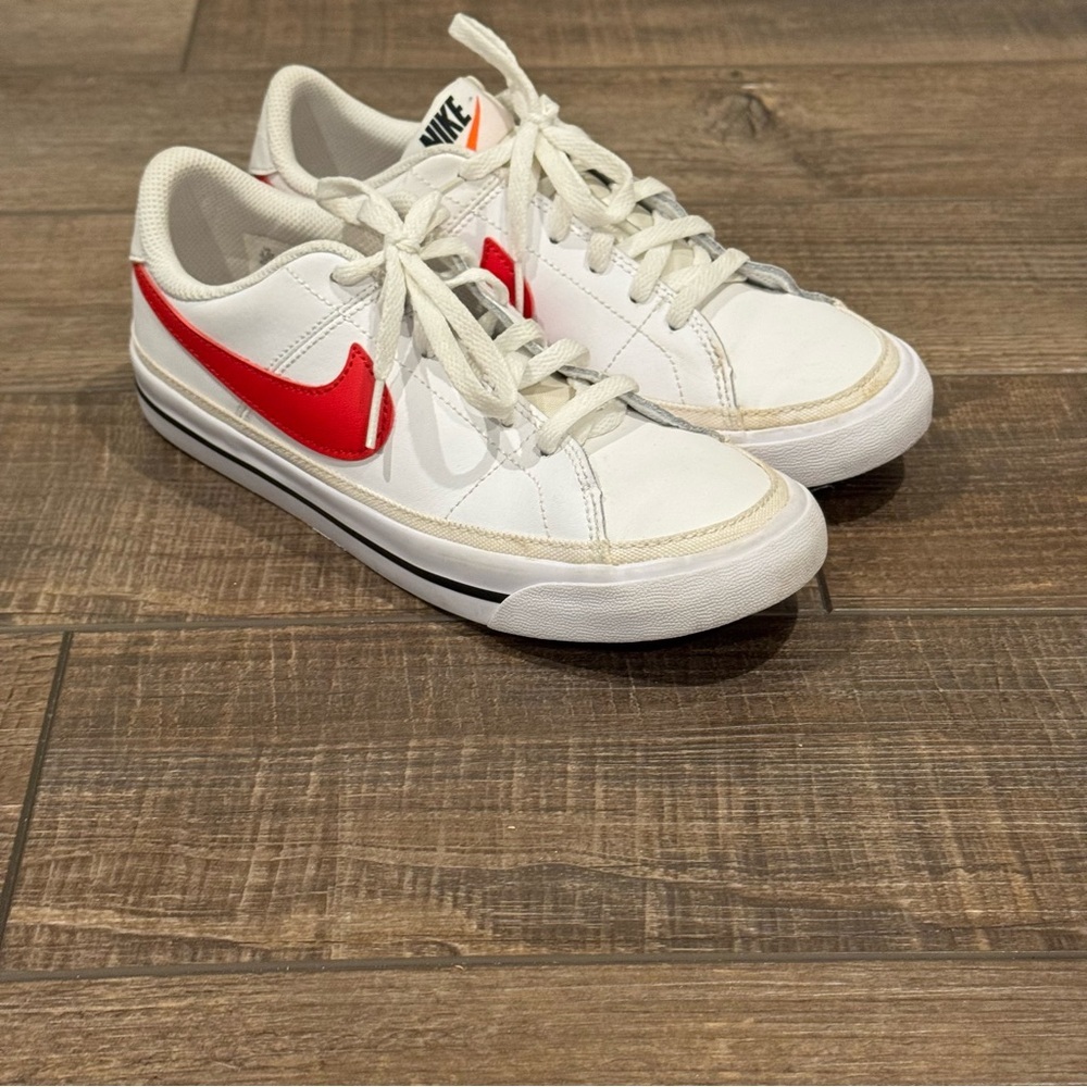 Nike Court Legacy GS White Red DA5380-105 Youth Size 3.5Y